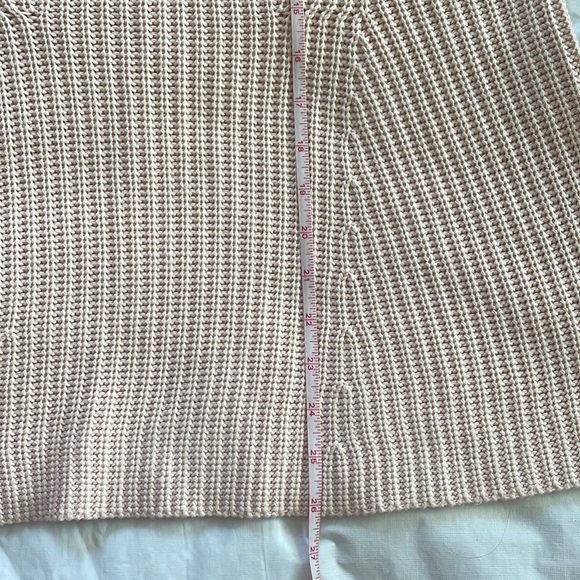 Zara V-Neck Sweater in Light Pink Size-Medium NWOT - Picture 15 of 17